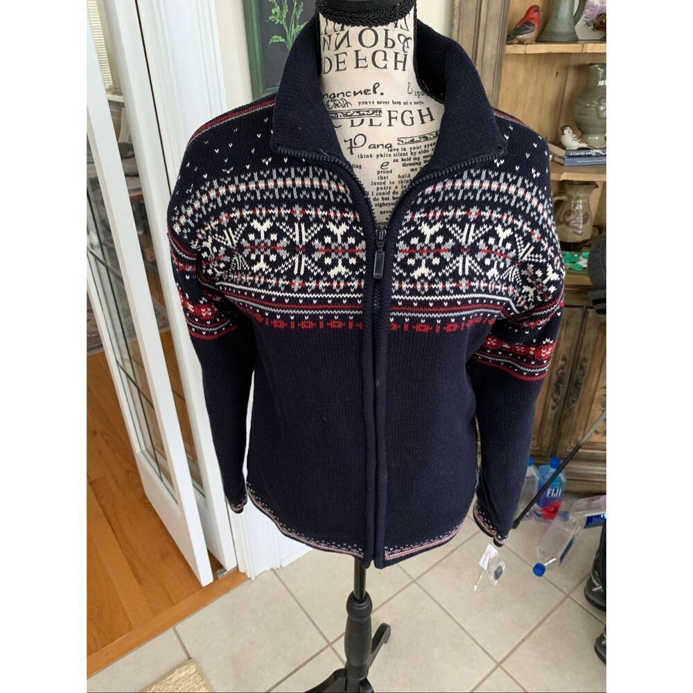 NWT Revert Unisex Sweater